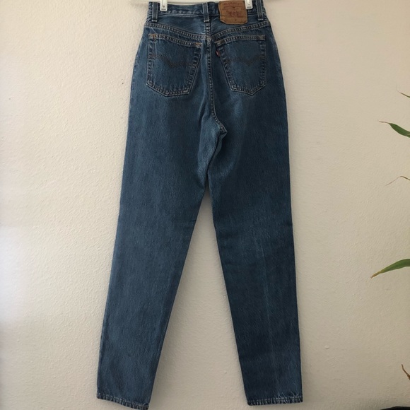 Vintage High Rise Levi’s - Picture 2 of 3